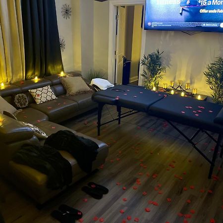 Chic Retreat Apartment Чикаго Екстериор снимка